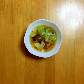 キャベツと椎茸の和風スープ